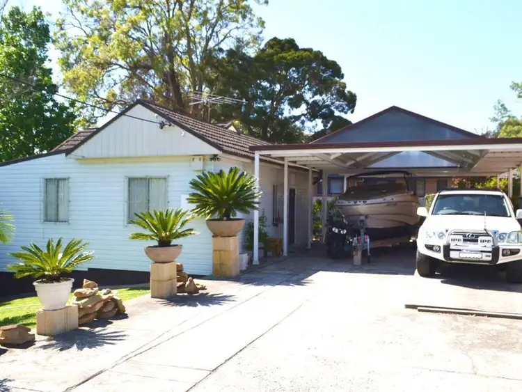2 Bromley Street, Canley Vale NSW 2166