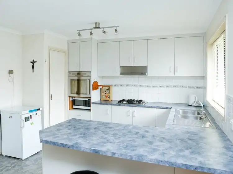 Sixth view of Homely house listing, 9 Ibis Ave, Sale VIC 3850