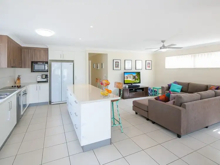 Second view of Homely semi-detached listing, 2/33 Haig Road, Birkdale QLD 4159
