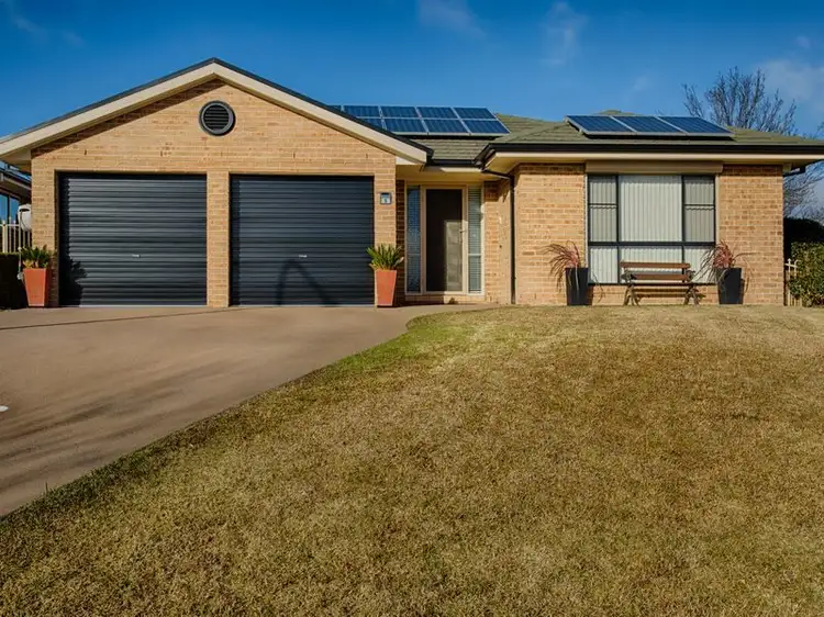9 Acer Place, Lithgow NSW 2790