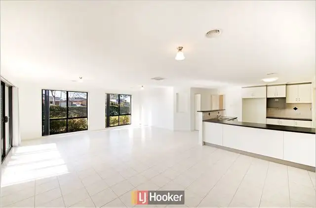 33 Mission Street, Amaroo ACT 2914