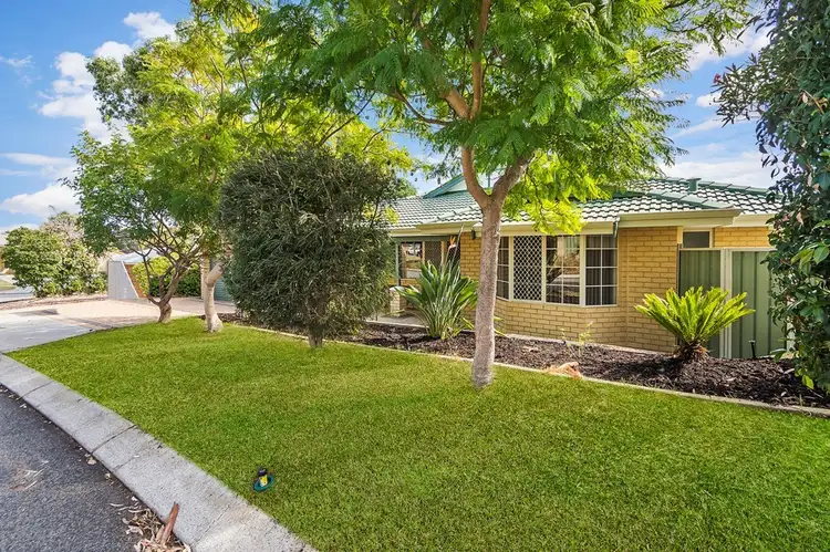 1 Kooden View, Leda WA 6170