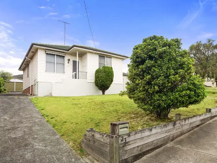 23 Lasseter Avenue, Chifley NSW 2036
