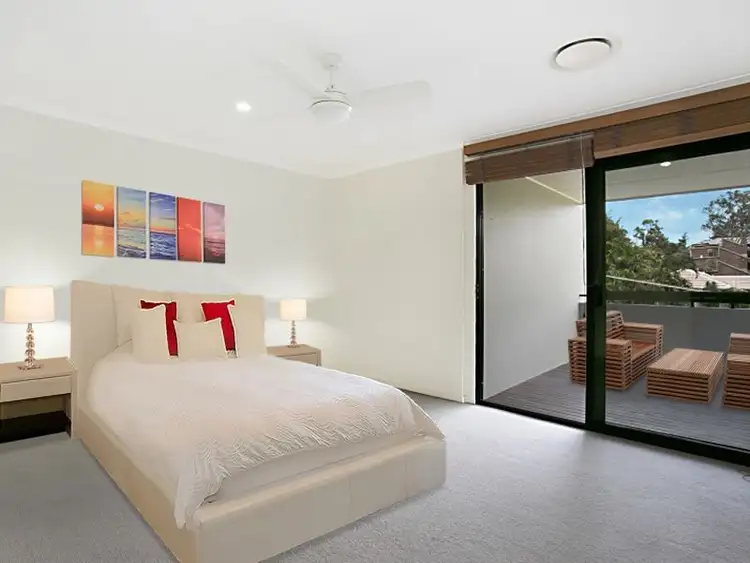 Fifth view of Homely townhouse listing, 2/76 Armadale Street, St Lucia QLD 4067