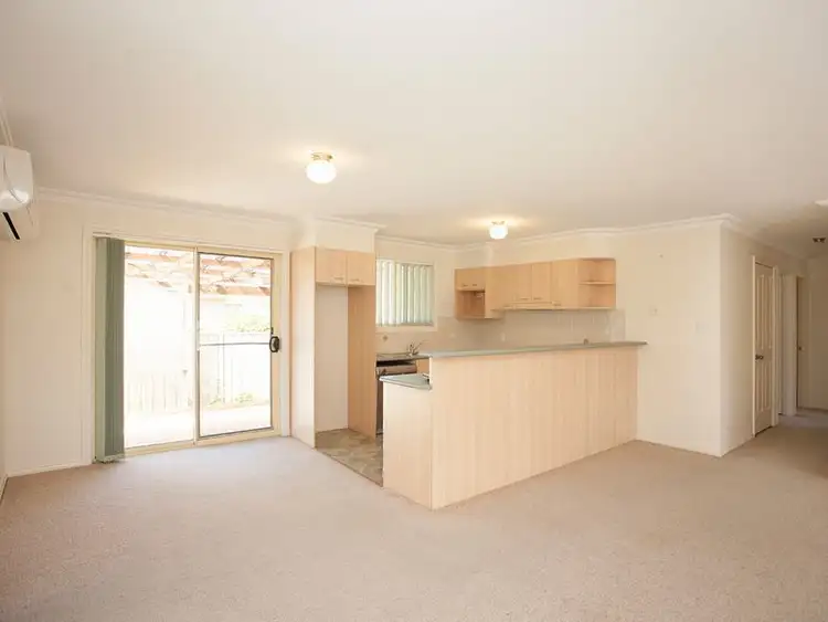 Sixth view of Homely villa listing, 2/62 Old Bar Road, Old Bar NSW 2430