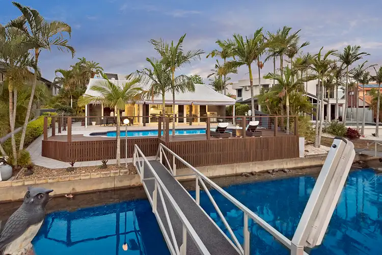 5 Captains Court, Raby Bay QLD 4163