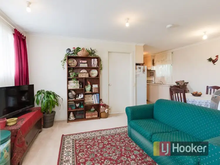 Fourth view of Homely unit listing, 2/53 Bowen Street, Cranbourne VIC 3977