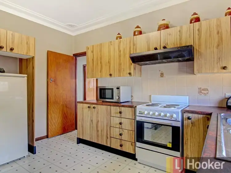 Fifth view of Homely house listing, 6 Todd Crescent, Peakhurst NSW 2210