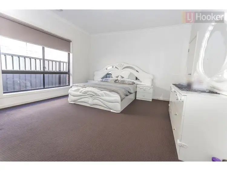 Fourth view of Homely house listing, 5 Folger Rd, Craigieburn VIC 3064
