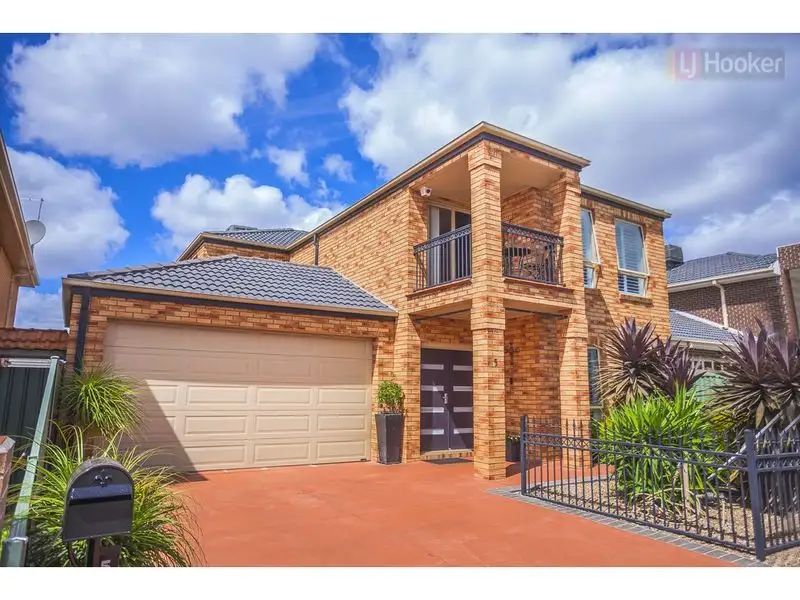 Main view of Homely house listing, 5 Hawthorn Lane, Craigieburn VIC 3064