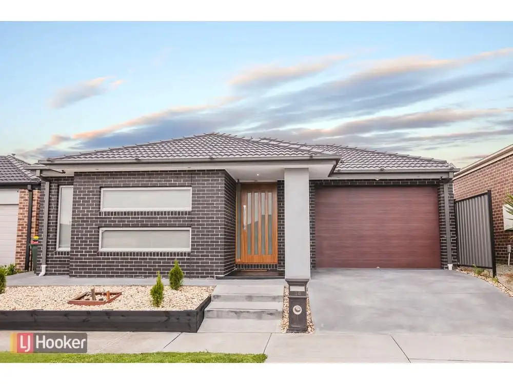 Main view of Homely house listing, 44 Kensley Circuit, Craigieburn VIC 3064