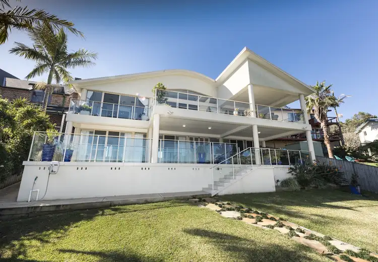 18 Marine Drive, Forster NSW 2428