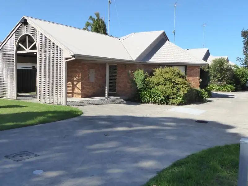 Main view of Homely unit listing, 1/50 Myer Street, Lakes Entrance VIC 3909