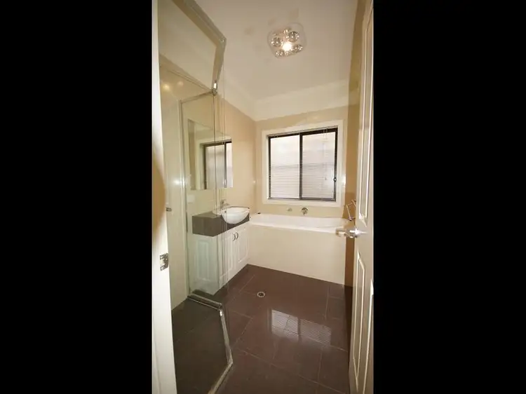 Sixth view of Homely house listing, 5 Christine Circuit, Craigmore SA 5114