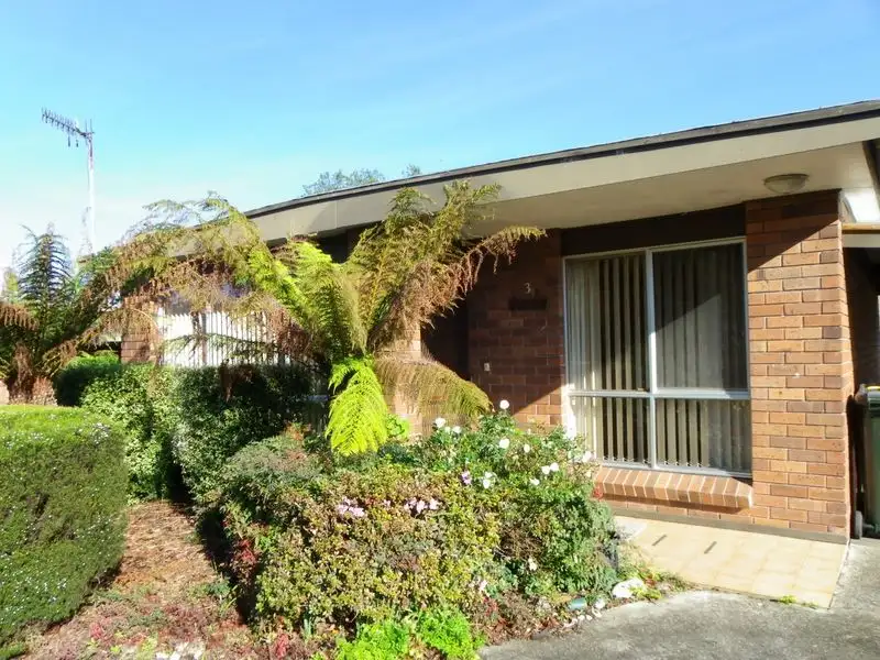 Main view of Homely unit listing, 3/9 McArthur Street, Wynyard TAS 7325