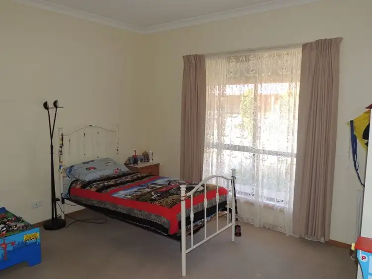 Sixth view of Homely unit listing, 1/3 - 5 Cohn Street, Swan Hill VIC 3585