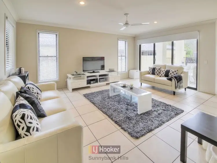 23 Watheroo Place, Parkinson QLD 4115
