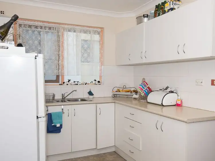 Second view of Homely unit listing, 5/35 Oaks Avenue, Dee Why NSW 2099
