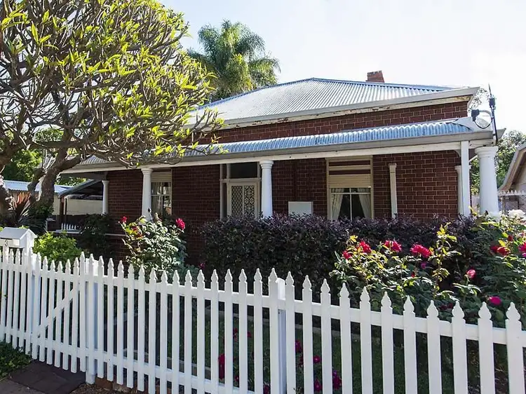 3 Station Street, Guildford WA 6055