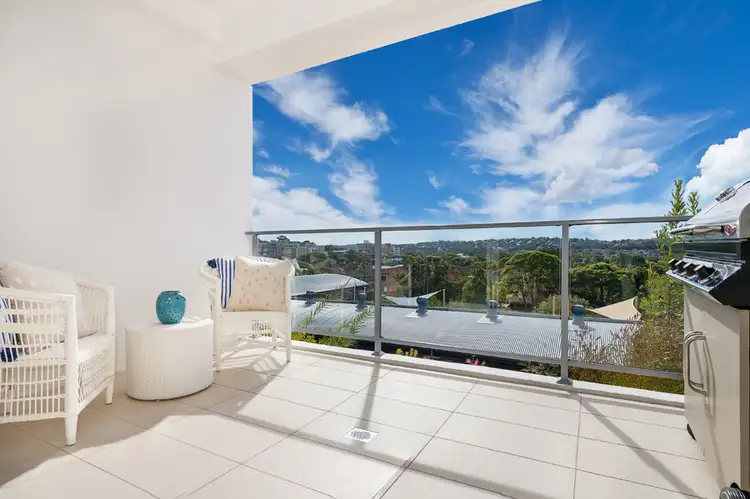Third view of Homely unit listing, 5/72-74 Pacific Parade, Dee Why NSW 2099