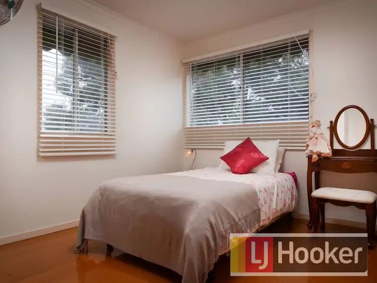 Sixth view of Homely house listing, 7 Ava Court, Berwick VIC 3806
