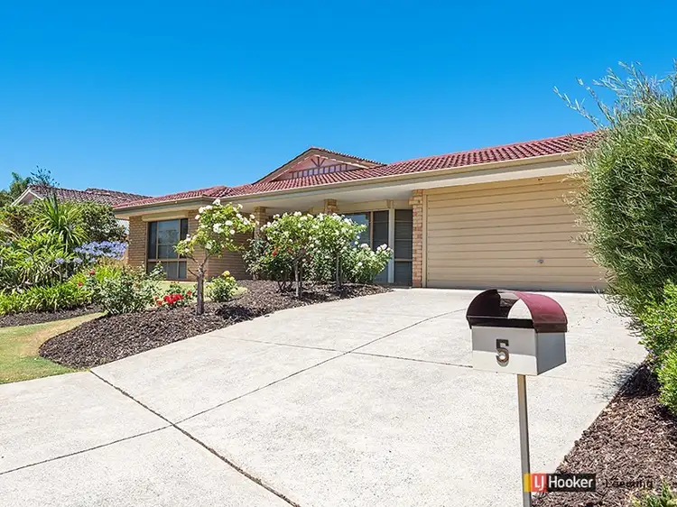 Second view of Homely house listing, 5 Olsen Court, Leeming WA 6149
