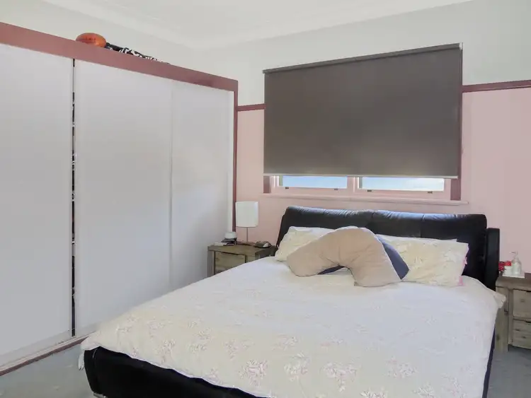 Sixth view of Homely house listing, 1 Bryan Street, Swan Hill VIC 3585