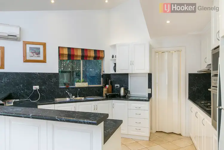 Fifth view of Homely townhouse listing, 2A Young Street, Glenelg East SA 5045