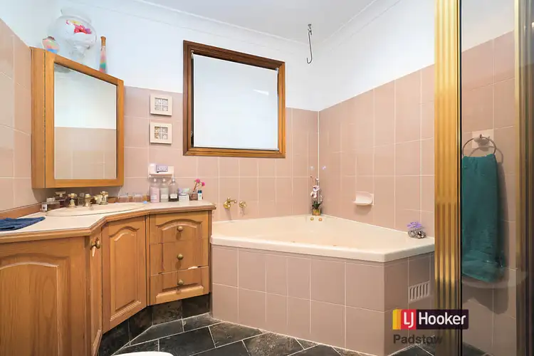 Sixth view of Homely house listing, 7 Weenamana Place, Padstow NSW 2211