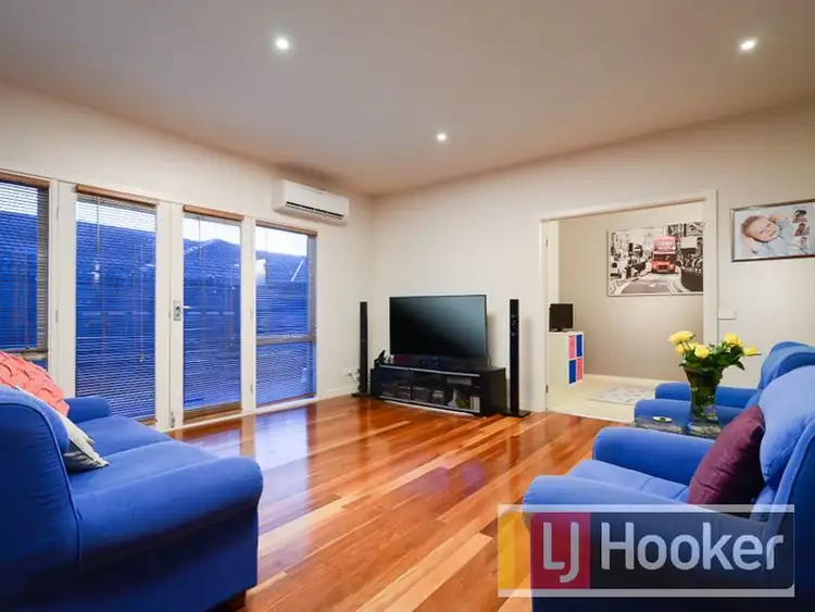 Fifth view of Homely house listing, 10 Glenisla Way, Berwick VIC 3806