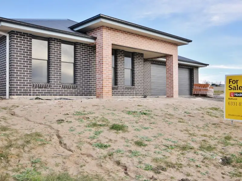 Main view of Homely house listing, 49 Freeman Circuit, Bathurst NSW 2795