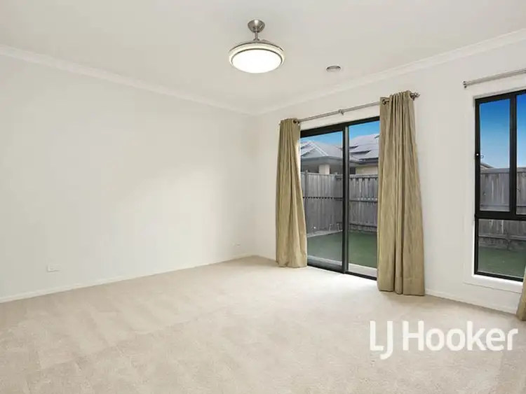 Sixth view of Homely house listing, 40 Hollywood Avenue, Point Cook VIC 3030