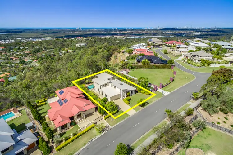 41 Hillary Circuit, Pacific Pines QLD 4211