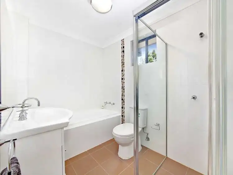 Sixth view of Homely apartment listing, 4/33 Mary Street, Lidcombe NSW 2141