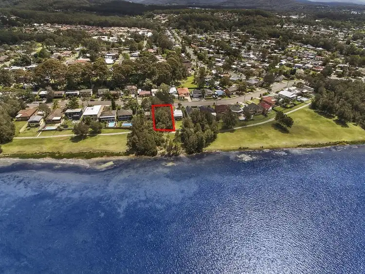 289 Lakedge Avenue, Berkeley Vale NSW 2261