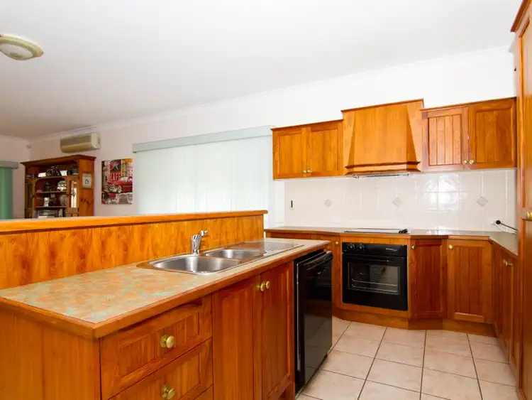 Sixth view of Homely house listing, 5 Berkshire Place, Springfield Lakes QLD 4300