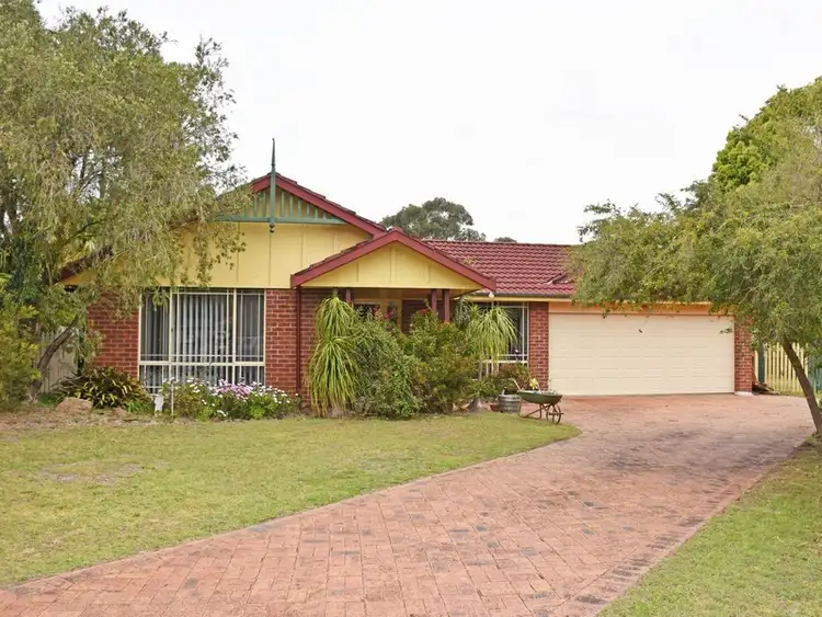 10 Belmore Place, Raymond Terrace NSW 2324