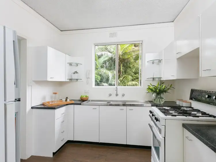 Second view of Homely unit listing, 3/21 Cavill Street, Queenscliff NSW 2096
