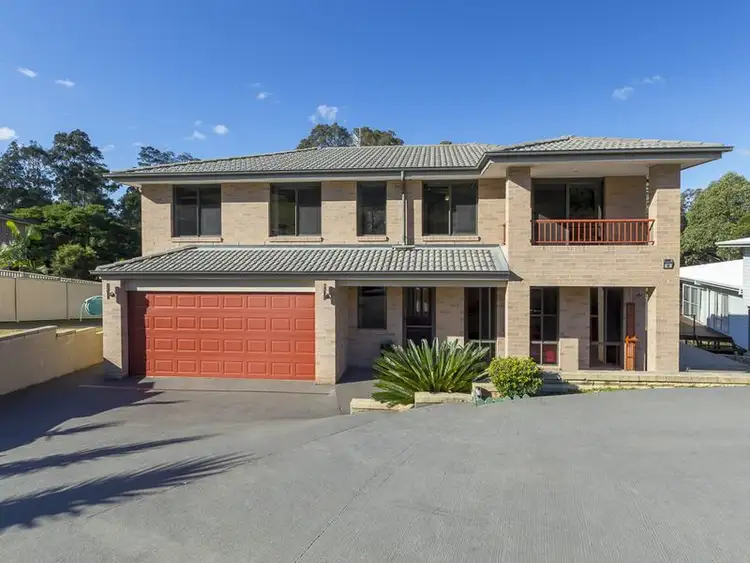 18 Henry Place, Long Beach NSW 2536