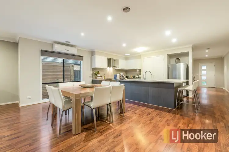 Fourth view of Homely house listing, 8 Perry Court, Pakenham VIC 3810