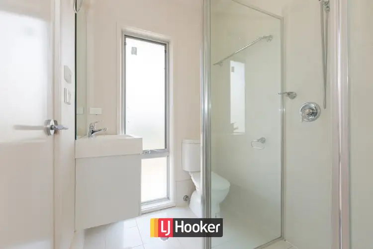 Fifth view of Homely unit listing, 2/11 Grocott Lane, Gungahlin ACT 2912