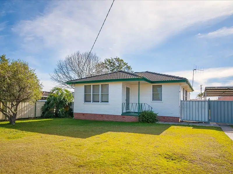 Main view of Homely house listing, 5 Gwenneth Ave, Taree NSW 2430