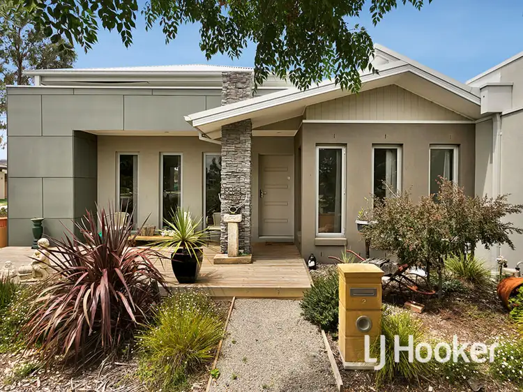Main view of Homely house listing, 2 Eamon Walk, Williams Landing VIC 3027