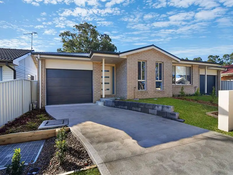 Main view of Homely semi-detached listing, 1/18 Wallis Avenue (CANTON BEACH), Toukley NSW 2263