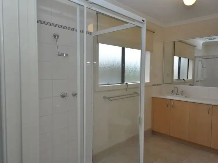 Fourth view of Homely townhouse listing, 7 Cascades View, Yallambie VIC 3085