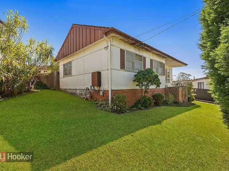Fifth view of Homely house listing, 7 Chalmers Crescent, Old Toongabbie NSW 2146