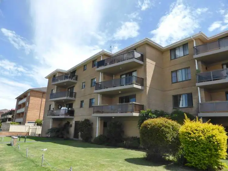 Main view of Homely unit listing, 20/2-4 Taree Street, Tuncurry NSW 2428