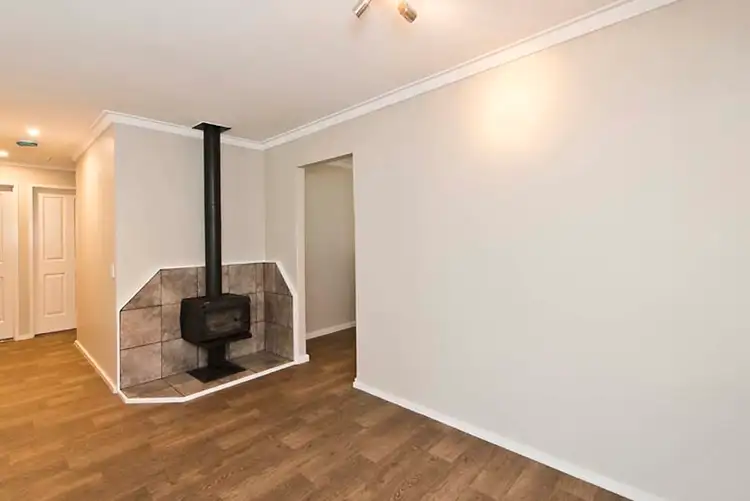 Sixth view of Homely house listing, 6 Beechcroft Place, Camillo WA 6111