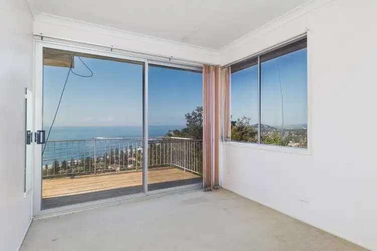 Fourth view of Homely house listing, 25 Kanimbla Crescent, Bilgola Plateau NSW 2107