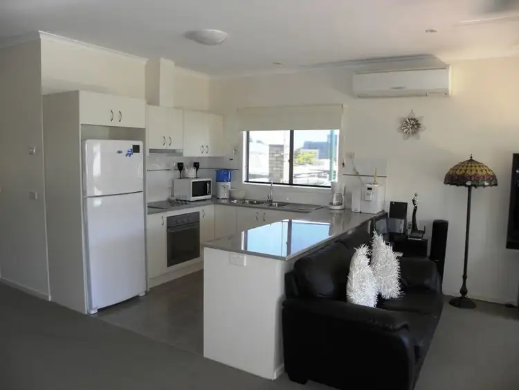 Second view of Homely house listing, 7/83 Esplanade, Lakes Entrance VIC 3909